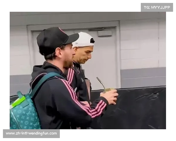 苏亚雷斯咬人事件深度解析与其背后心理动因探讨