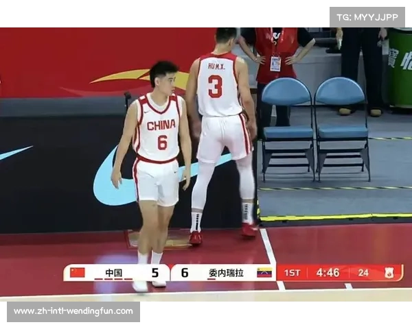 中国男篮热身赛首战表现出色 大胜委内瑞拉展现团队实力与竞技状态 中国男篮热身赛首战表现出色 大胜委内瑞拉展现团队实力与竞技状态